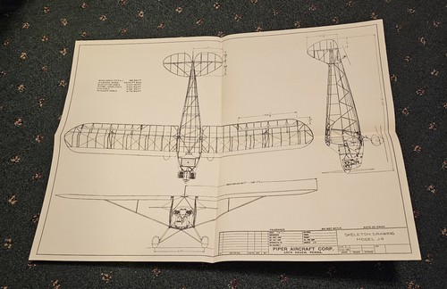1940s piper cub airplane - cub, model